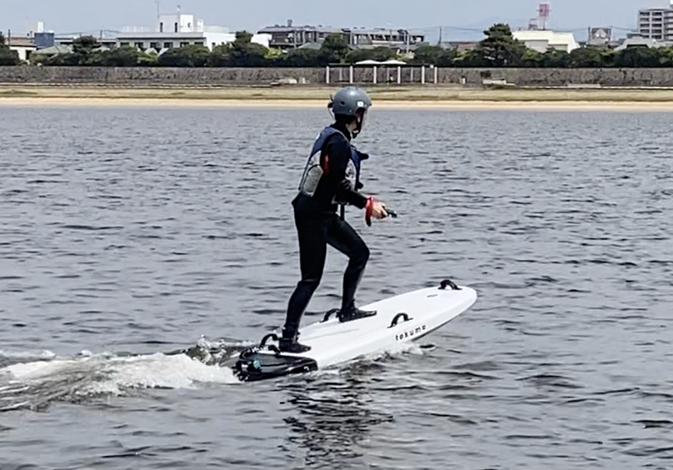 efoilのスクールが遂に西宮でスタートしました！ - ウインドサーフィン 